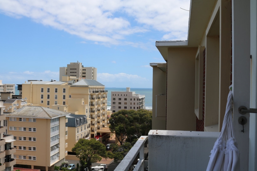 To Let 2 Bedroom Property for Rent in Sea Point Western Cape